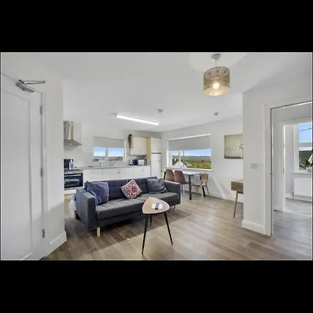Inishway Self Catering 公寓 康多纳