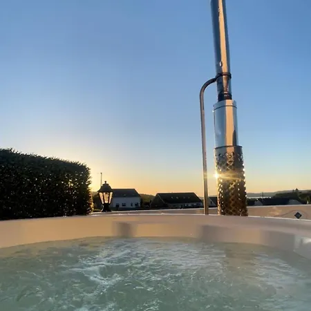 Inishway Self Catering 3 *