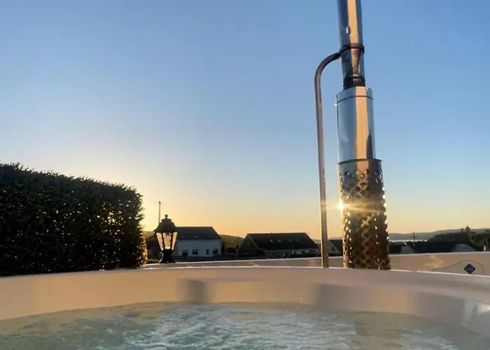 Inishway Self Catering 3 *